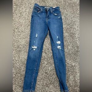 Levi’s 720 High Rise Skinny Jeans